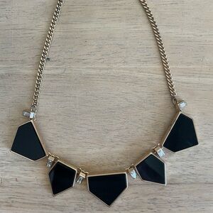 EXPRESS NECKLACE